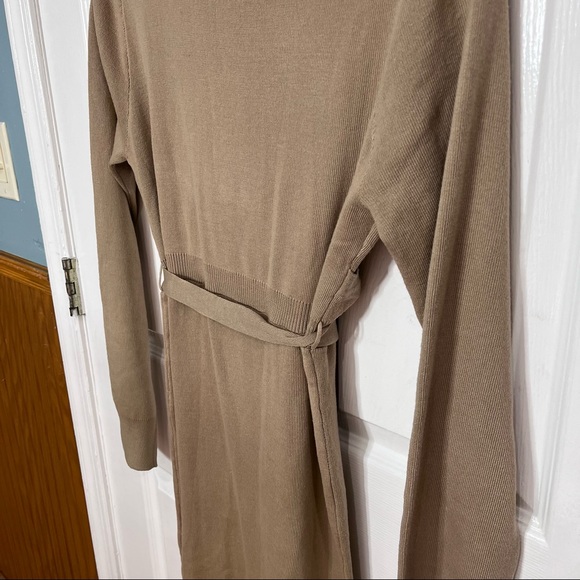 NWT IJOAH Tan Long Sleeve V Neck Knitted Belted Wrap Dress Size L - Picture 7 of 7